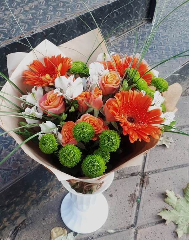Букет цветов из: Герберы, Хризантемы, Альстромерии и Розы в Стародубе
