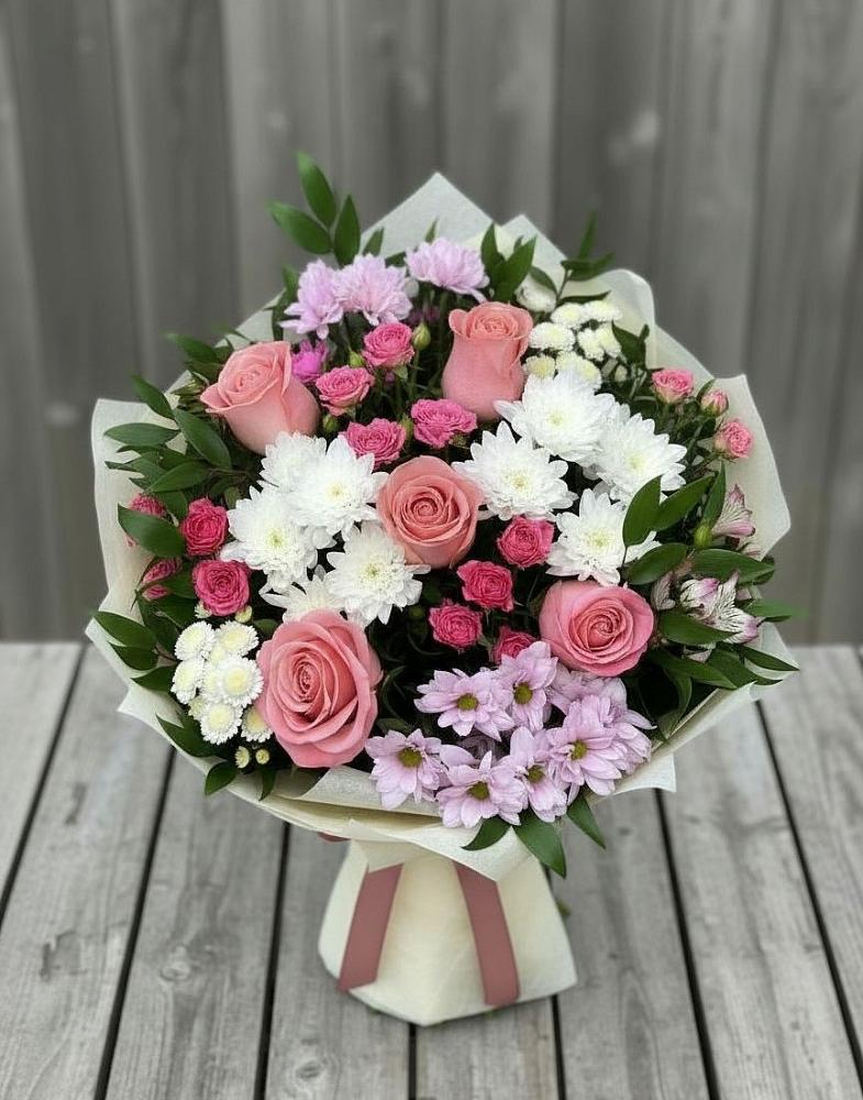 Букет цветов из: Альстромерии, Гвоздики, Розы и Хризантемы в Стародубе