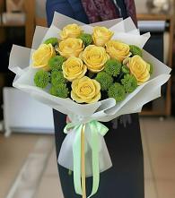 Букет цветов из:  Хризантемы и Розы в Стародубе