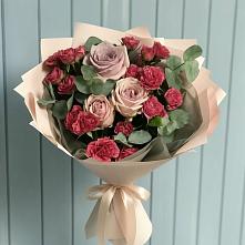 Букет цветов из:  Гвоздики и Розы в Стародубе