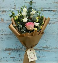Букет цветов из:  Розы и Лизиантусы в Стародубе