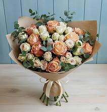 Букет цветов из:  Альстромерии и Розы в Стародубе